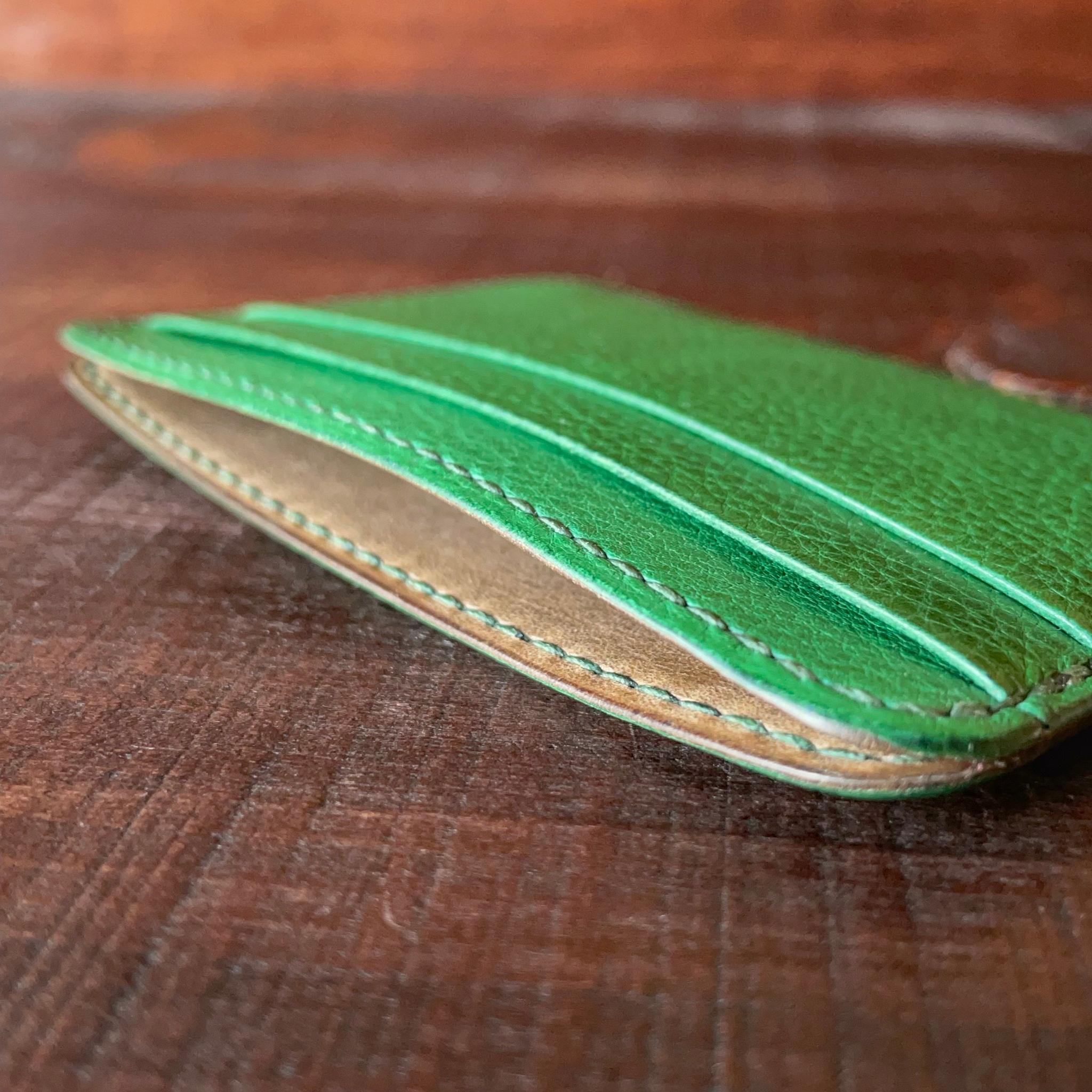 《３ポケット／バイカラー》レザーカードホルダー（リネア・ヴァスカ・ボックス） | 5枚目