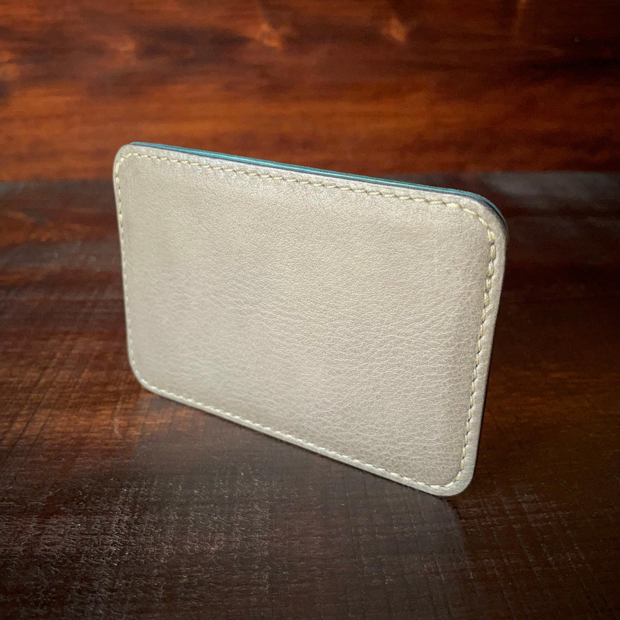 《３ポケット／バイカラー》レザーカードホルダー（リネア・ヴァスカ・ボックス） | 7枚目