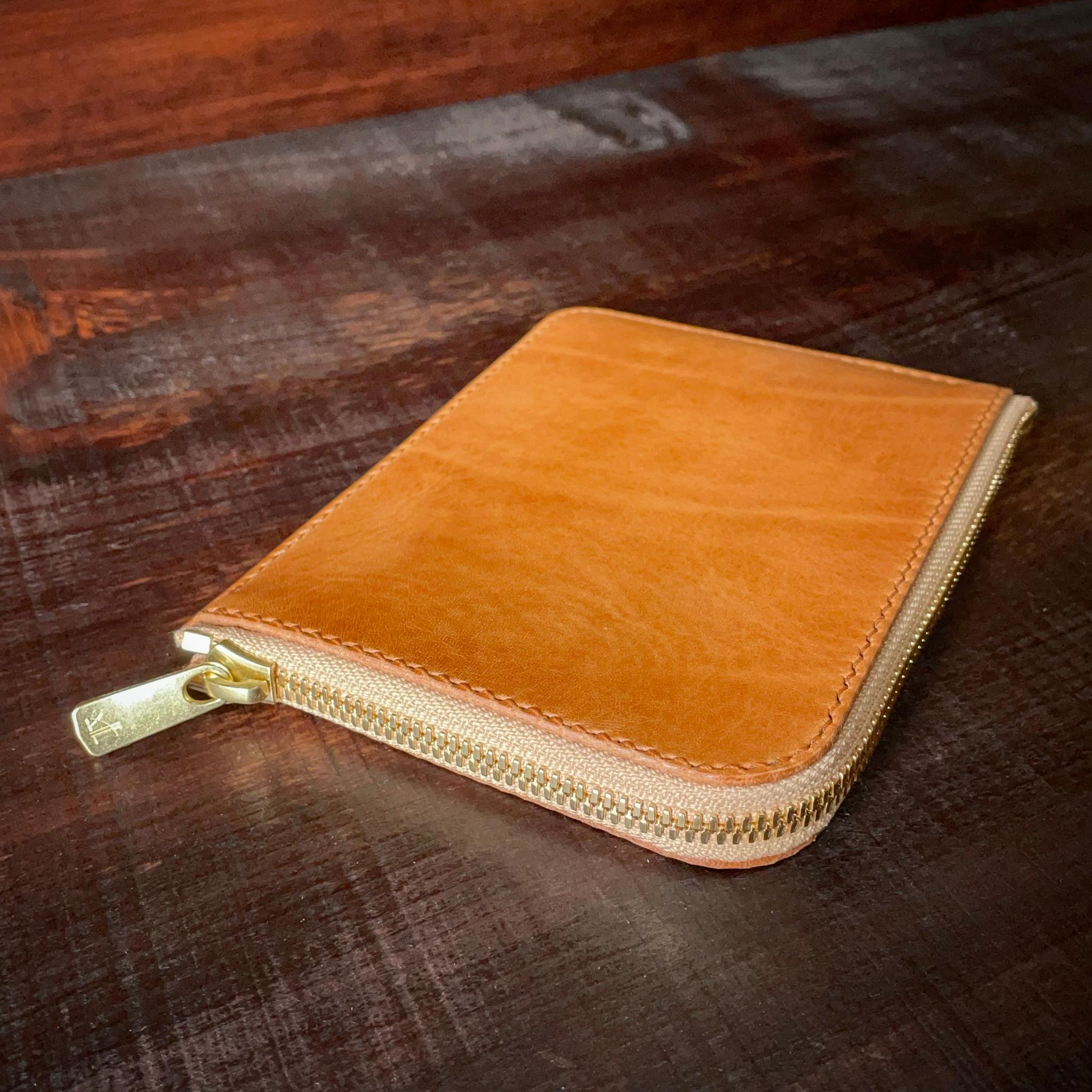 《L字ファスナー型》レザーパスポートケース(ブラウン) | 2枚目