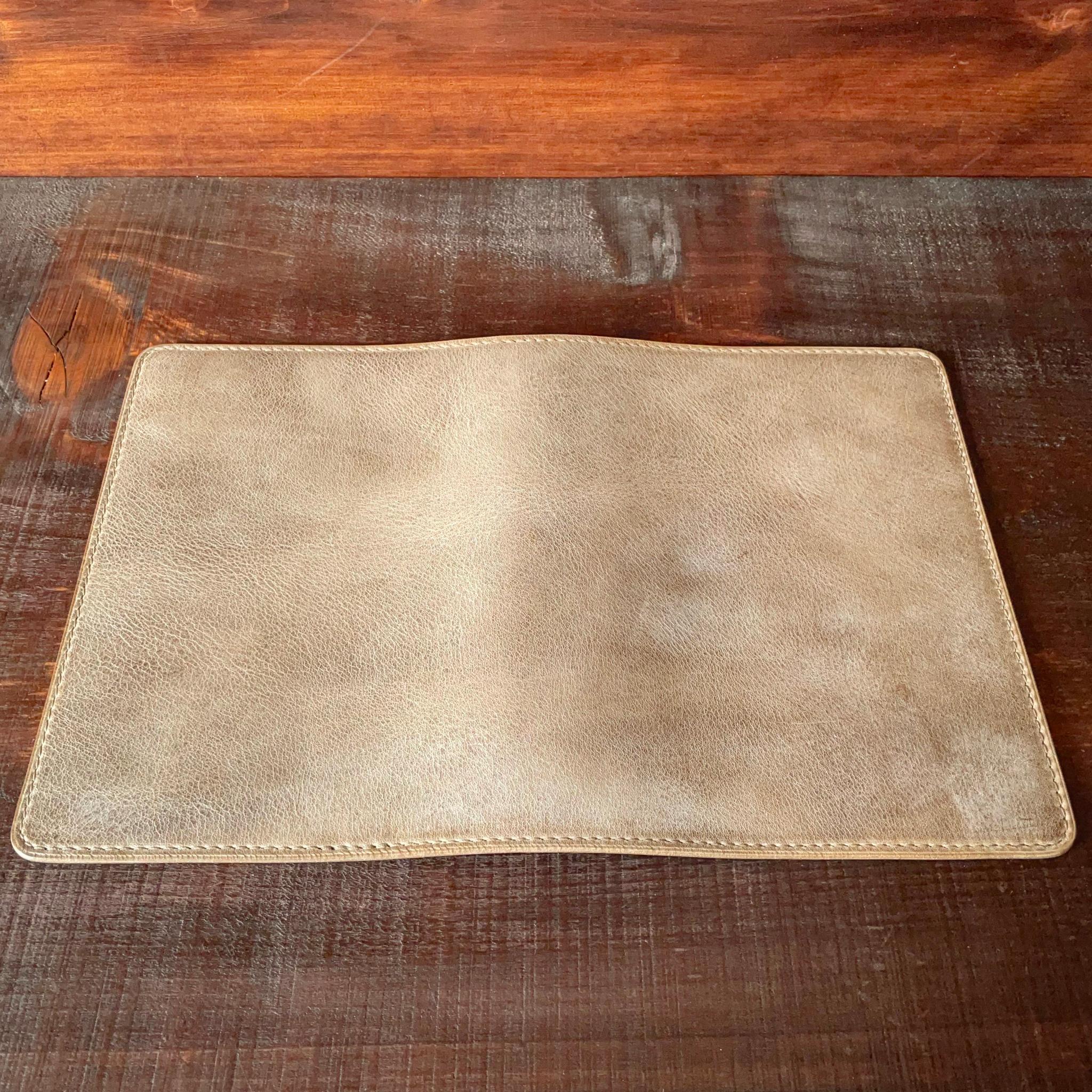 《四六判サイズ》レザーブックカバー(マリアーノ) | 5枚目